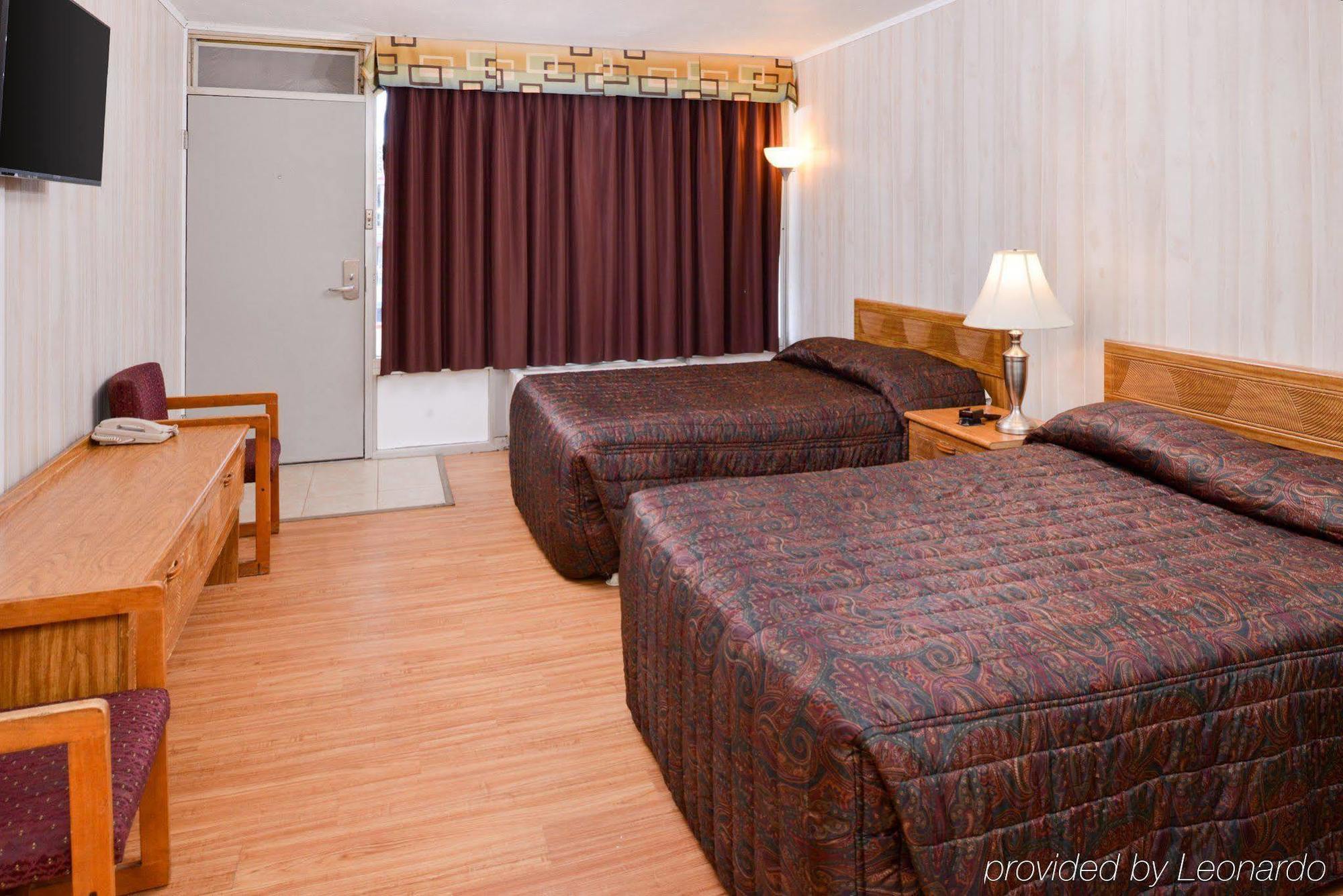 Red Carpet Inn Battleboro Dış mekan fotoğraf