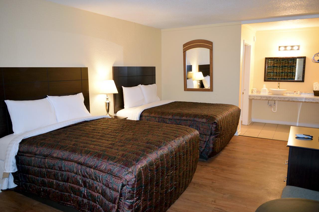 Red Carpet Inn Battleboro Dış mekan fotoğraf