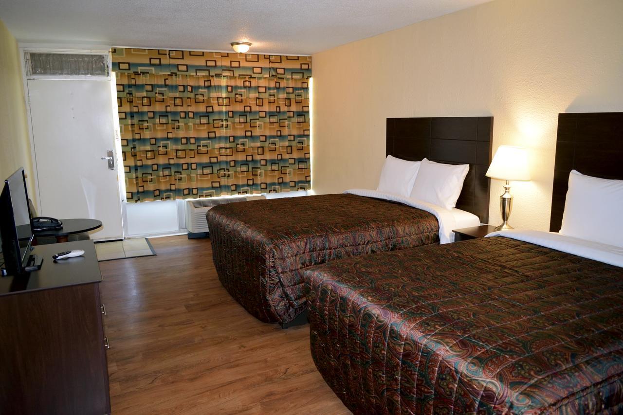 Red Carpet Inn Battleboro Dış mekan fotoğraf